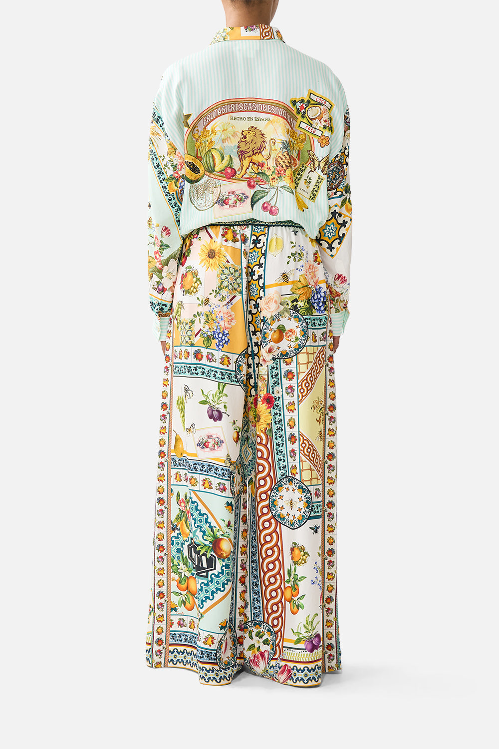 PANTALÓN DE PIERNA ANCHA CON BOLSILLOS DELANTEROS LA MAGIA DEL MERCADO