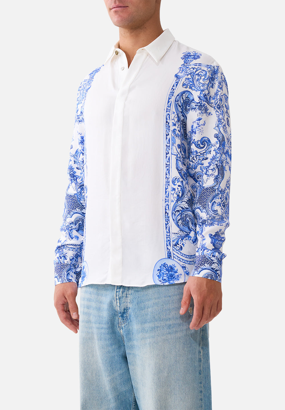 The CAMILLA LONG SLEEVE HIDDEN PLACKET SHIRT CERAMIC PANORAMIC in our  print.