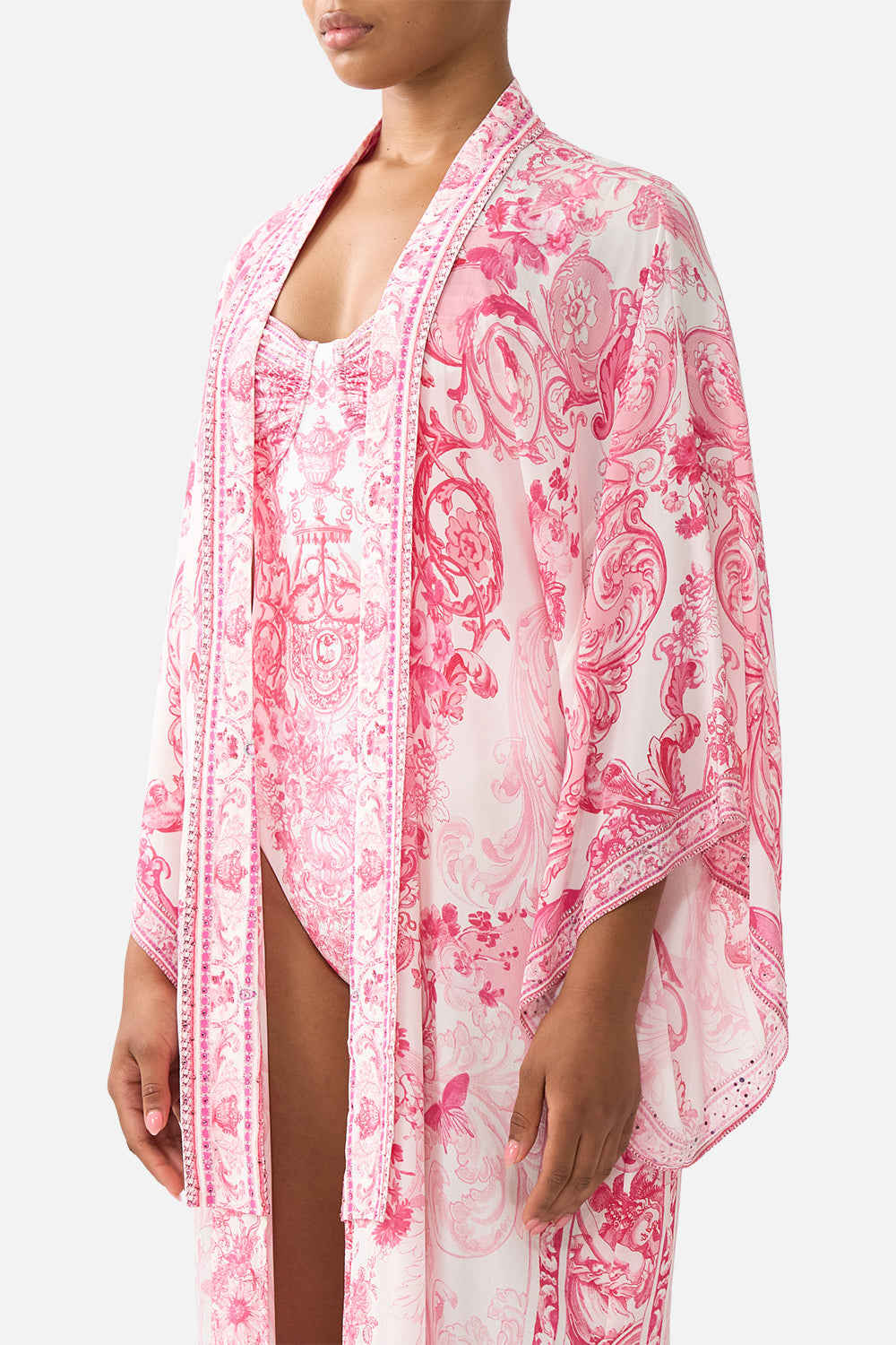 KIMONO DE CAPAS CON CUELLO LIVIN LA VIDA ROSA