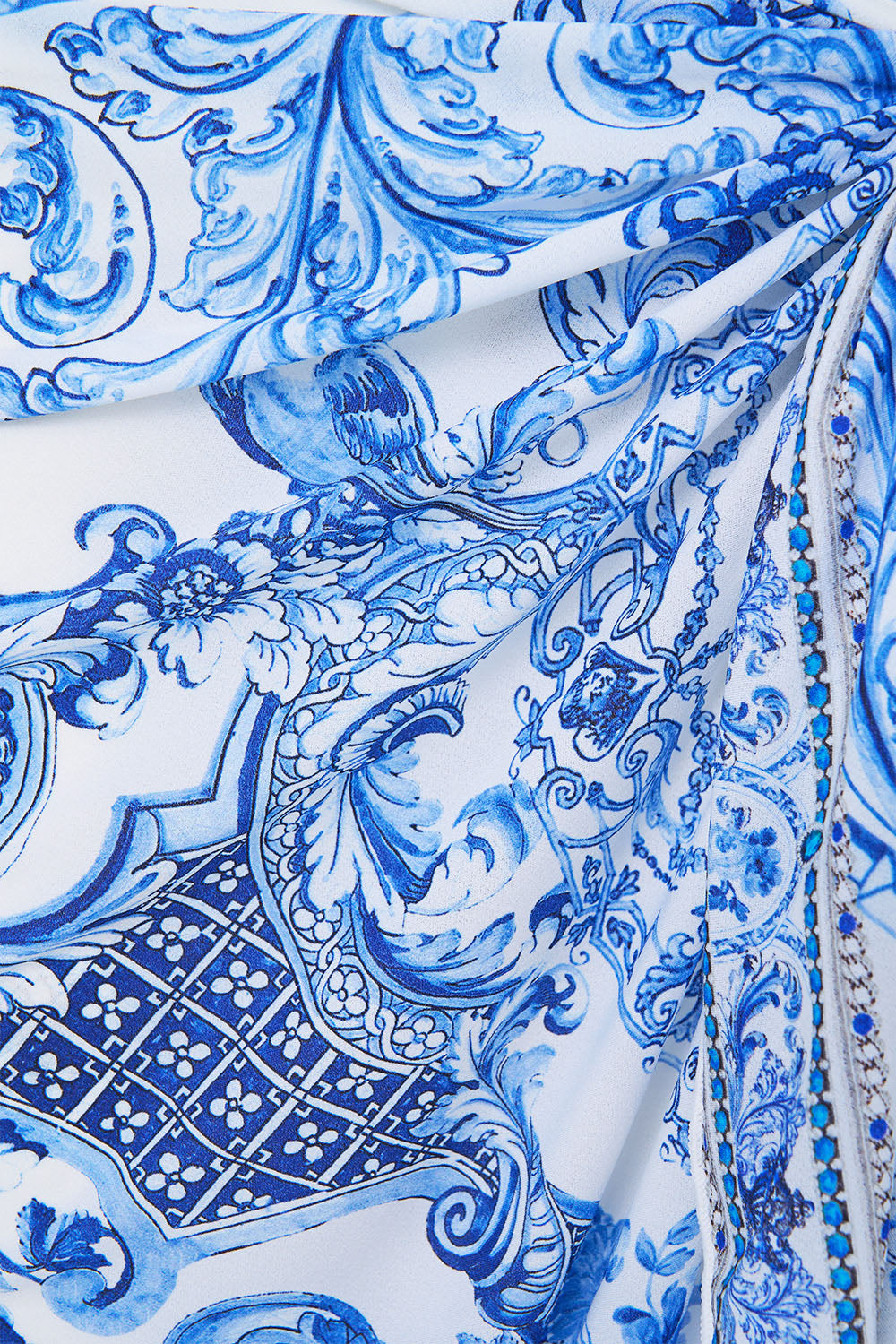 The CAMILLA MULTI WEAR LONG SARONG CERAMIC PANORAMIC in our  print.