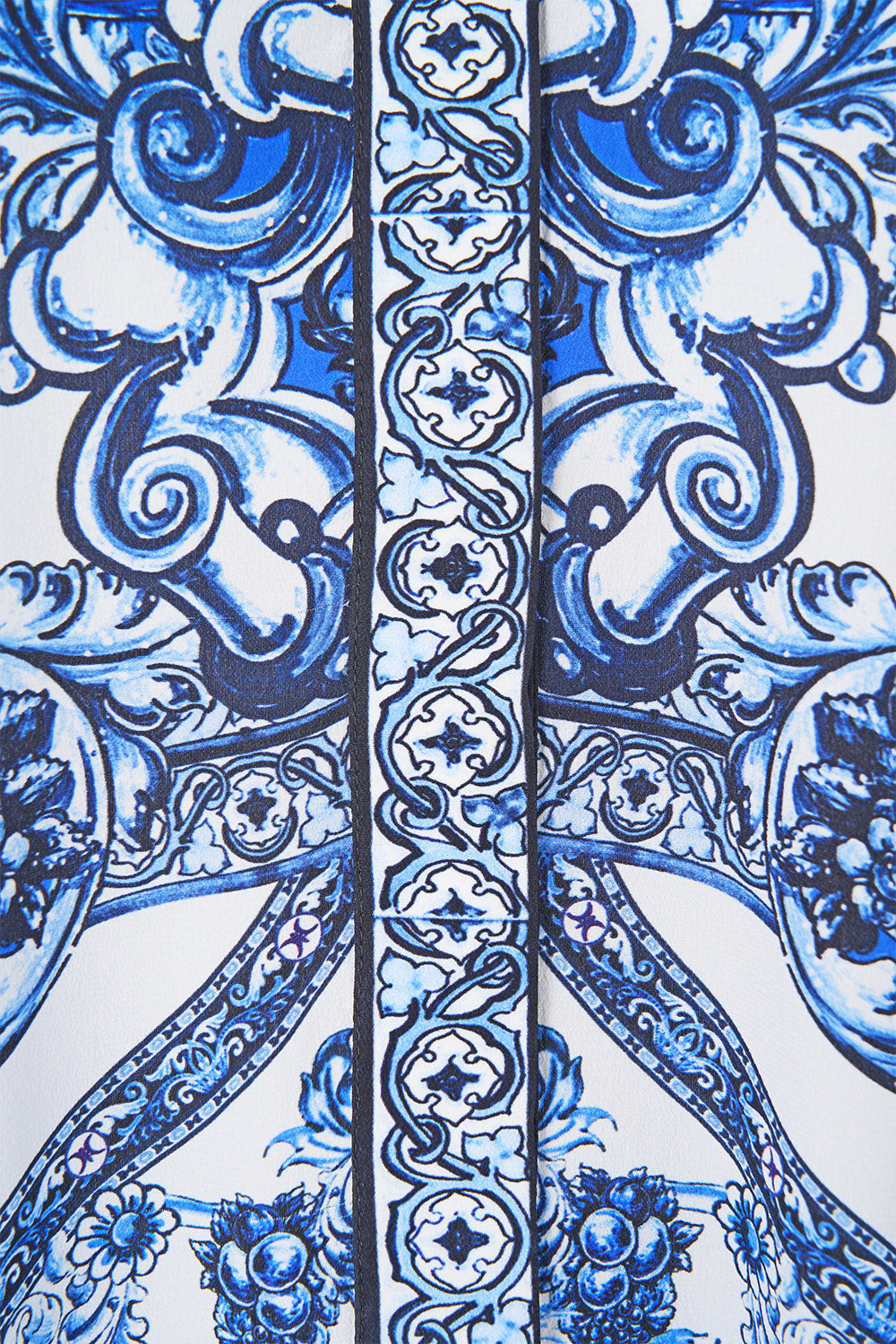 The CAMILLA BATWING KAFTAN A TILED WONDERLAND in our  print.
