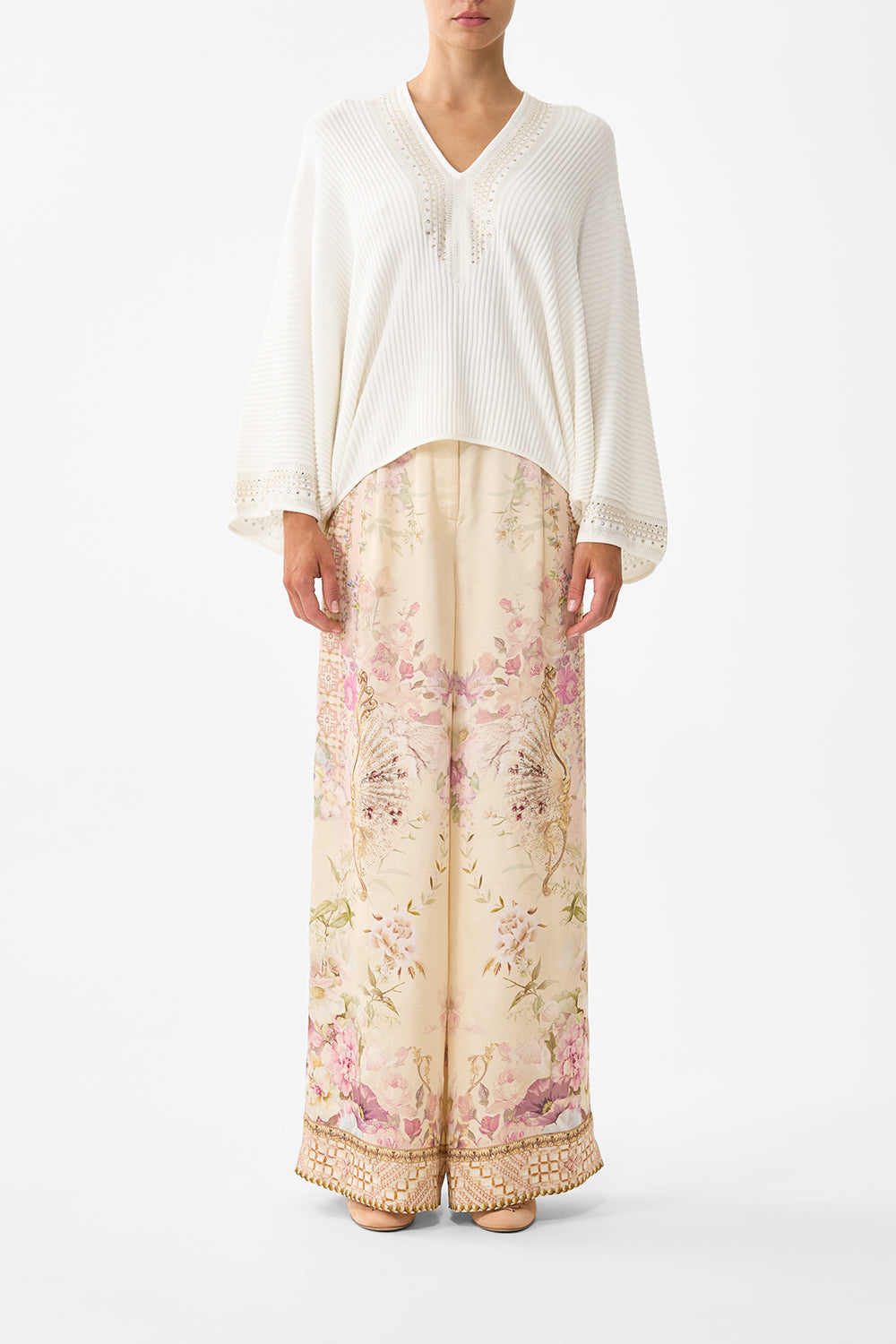 The CAMILLA RELAXED V NECK KNIT TOP THE HUM OF THE ALHAMBRA in our THE HUM OF THE ALHAMBRA print.
