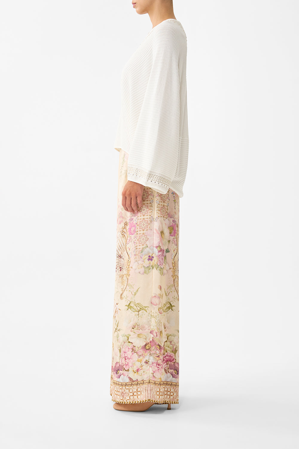 The CAMILLA RELAXED V NECK KNIT TOP THE HUM OF THE ALHAMBRA in our  print.