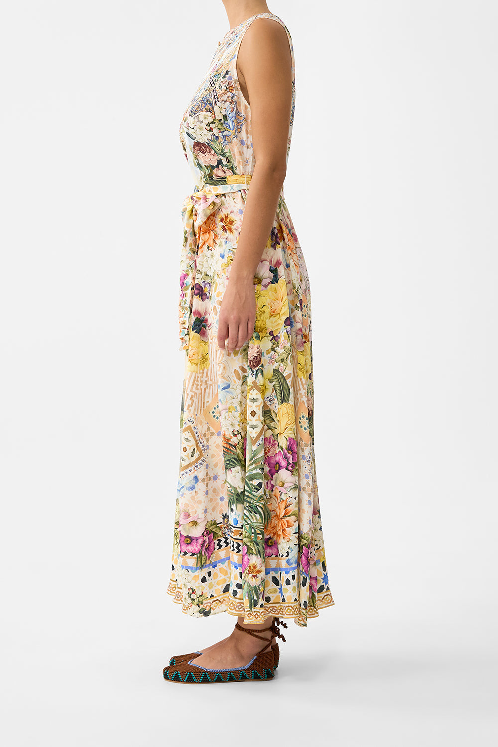 The CAMILLA flared jumpsuit in our print The Architects of Alcázar. Side model view.