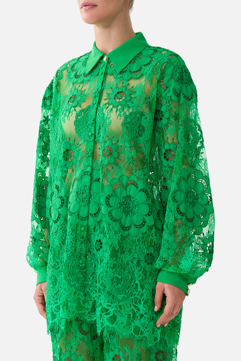 CAMISA CON BAJO ASIMÉTRICO SACROMONTE SEÑORITA