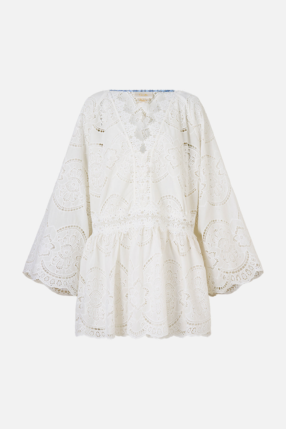 VESTIDO CORTO RELAXED CON CUELLO EN V, CINTURA CAÍDA Y ESTAMPADO AZULEJOS MARAVILLOSOS