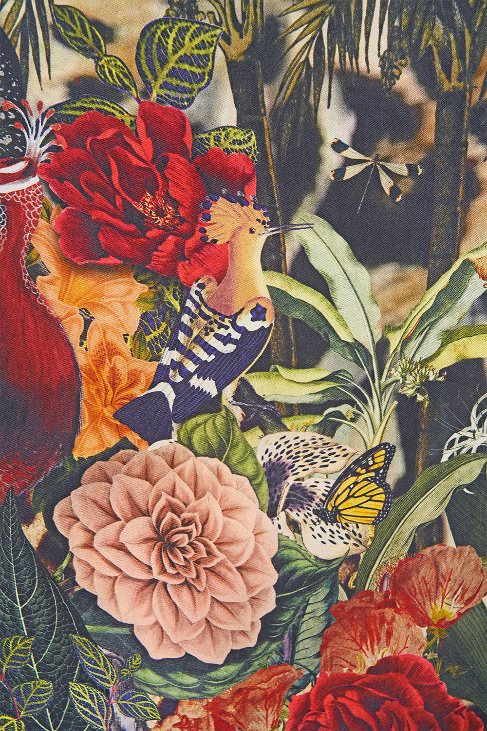 The CAMILLA LOUNGE PANT LEOTIGRA LAND in our  print.