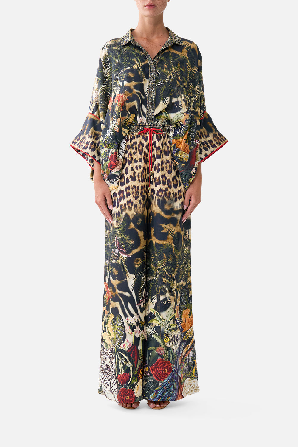 The CAMILLA LOUNGE PANT LEOTIGRA LAND in our LEOTIGRA LAND print.