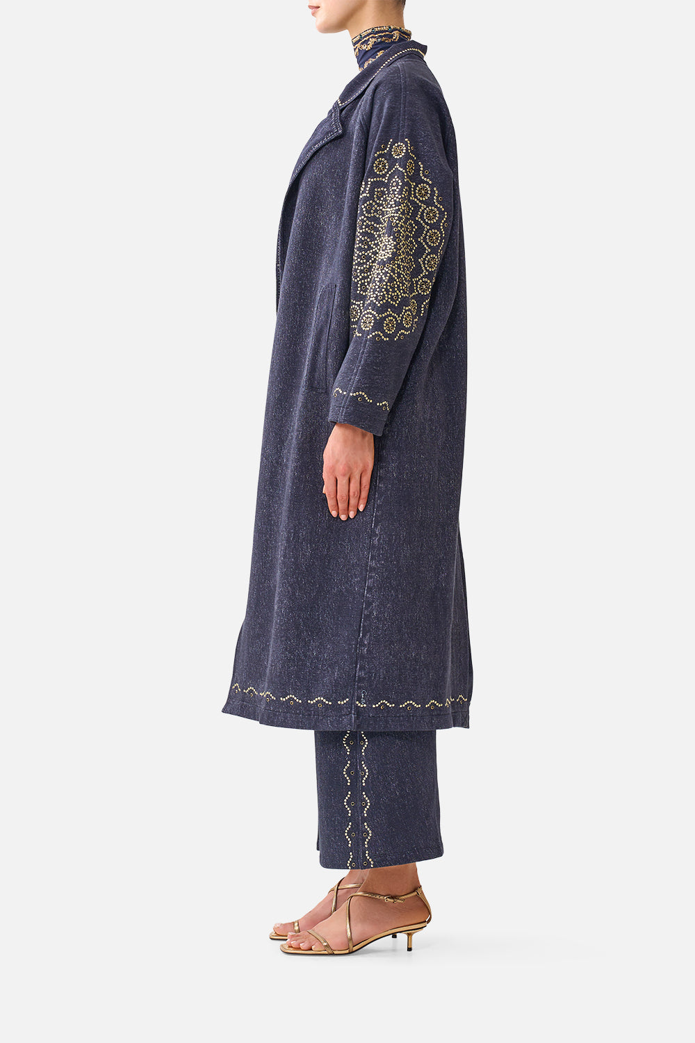 SWEAT-TRENCH COAT CLOAKED IN BAROQUE