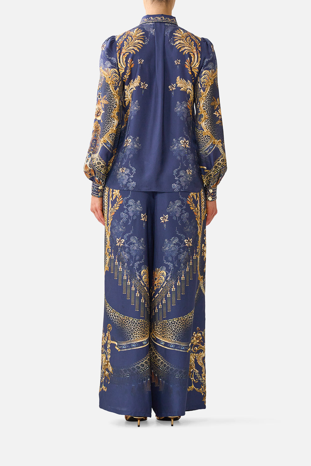COLLARED SHIRT WITH PINTUCKS CLOAKED IN BAROQUE