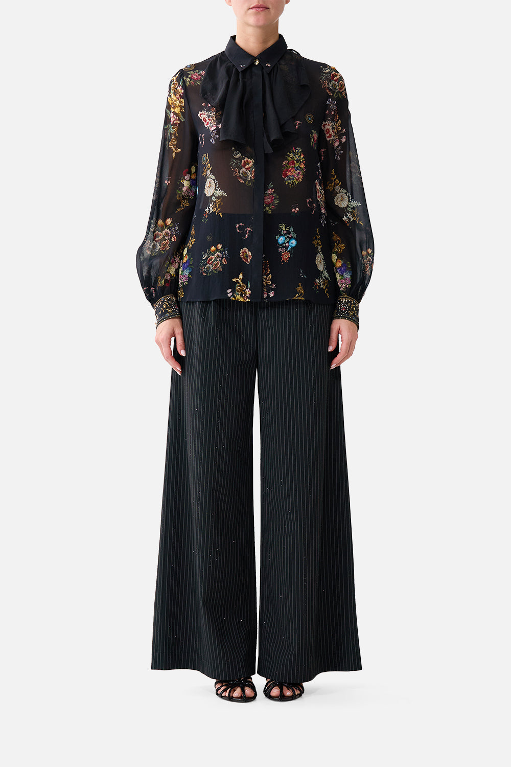 CAMISA CON CUELLO Y VOLANTES EN EL ESCOTE, NIGHT GARDEN