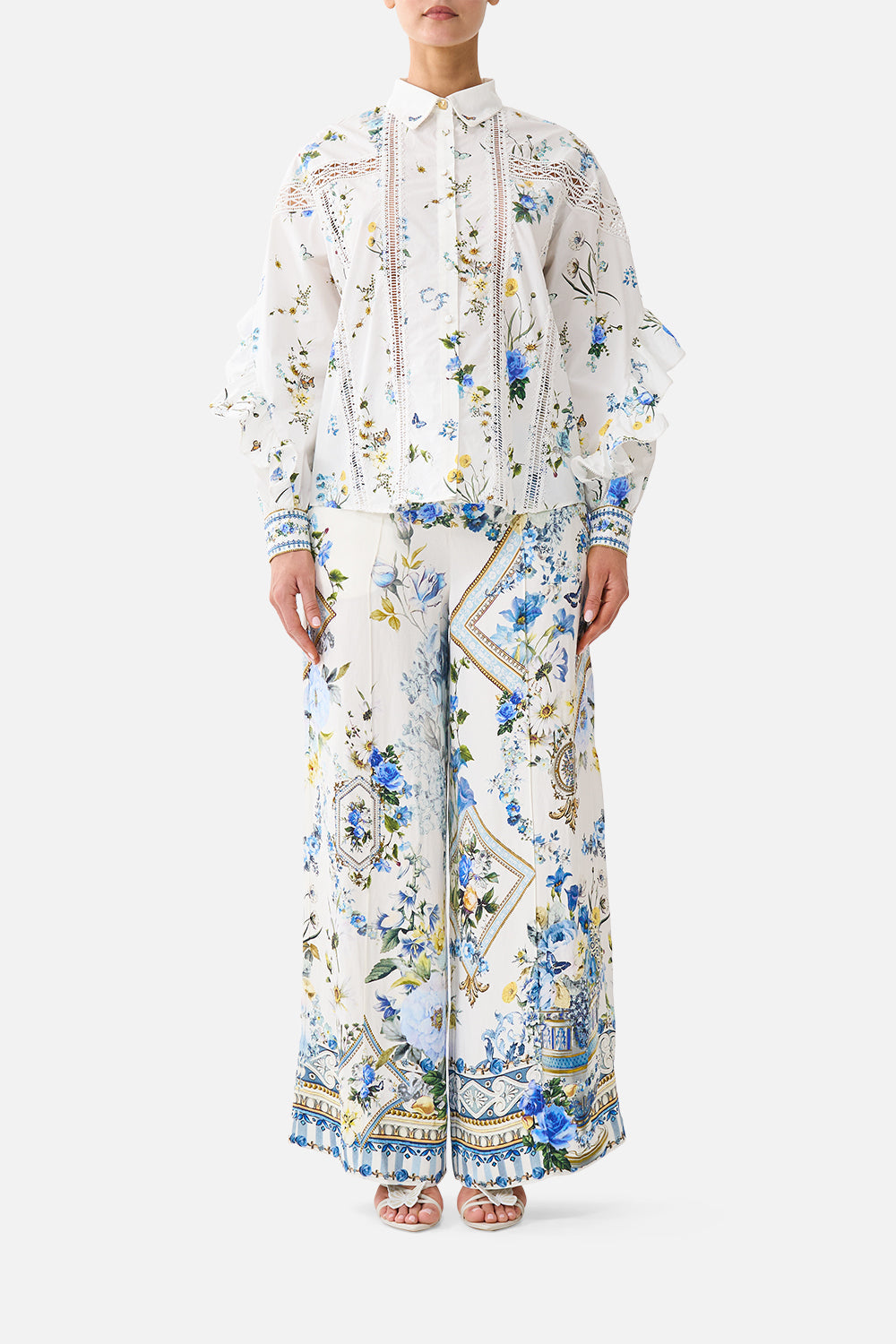 CAMISA ABOTONADA CON VOLANTES DANDELION SKIES