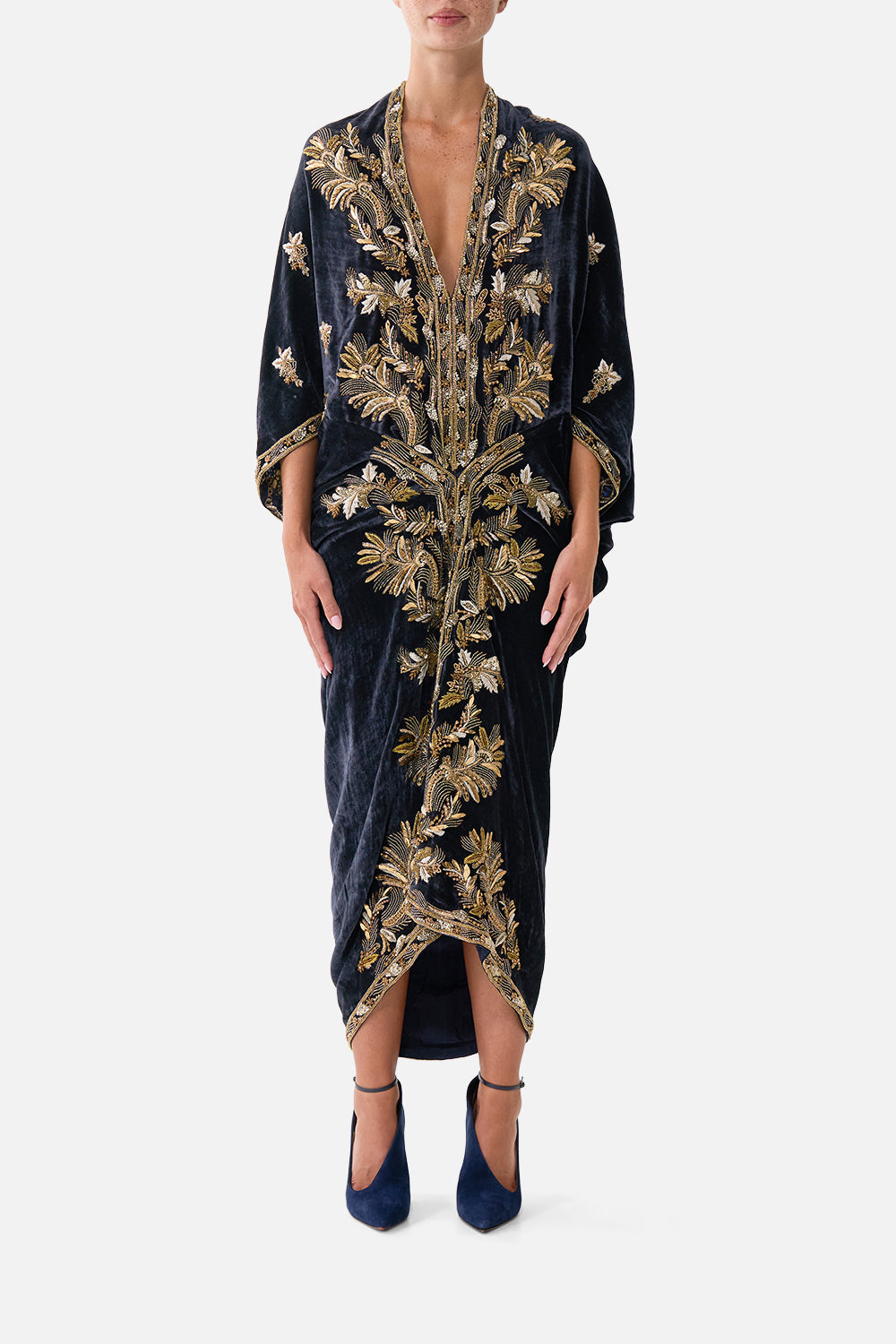 LONG V NECK KAFTAN WITH SPLIT FRONT CLOAKED IN BAROQUE