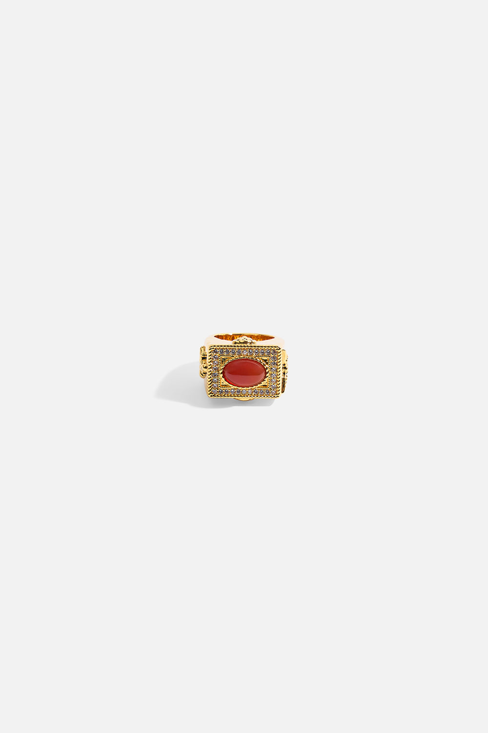 The CAMILLA A SPANISH STATEMENT GEMSTONE RING GOLD in our GOLD print.