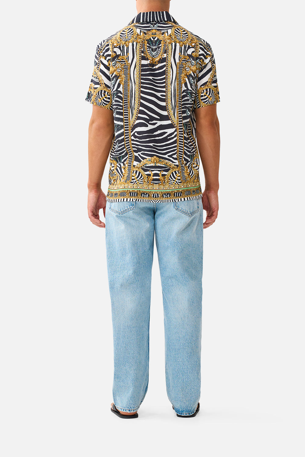 The Short Sleeve Camp Collared Shirt in print Zig Zag Zoo