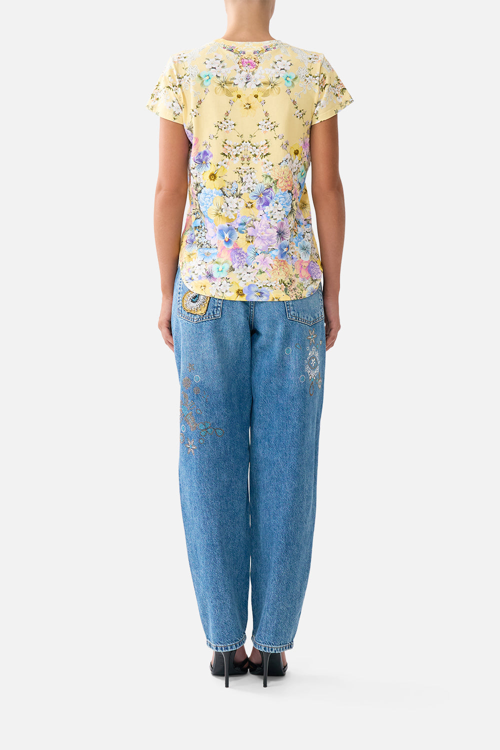 CAMISETA CUELLO REDONDO CORTE AJUSTADO DARLING BUDS