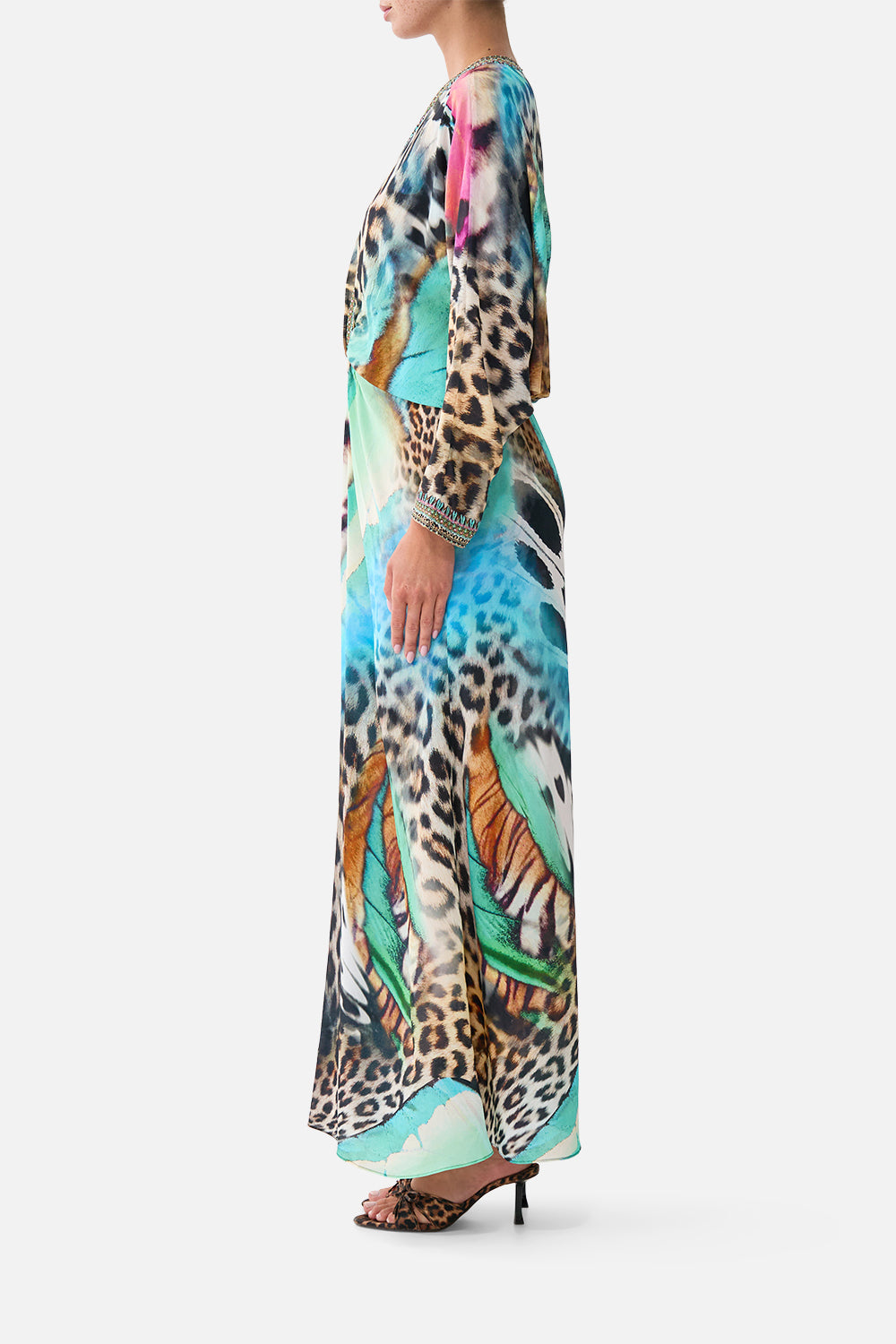 VESTIDO MURCIÉLAGO CON FRENTE CRUZADO BUTTERFLY BOHEMIA