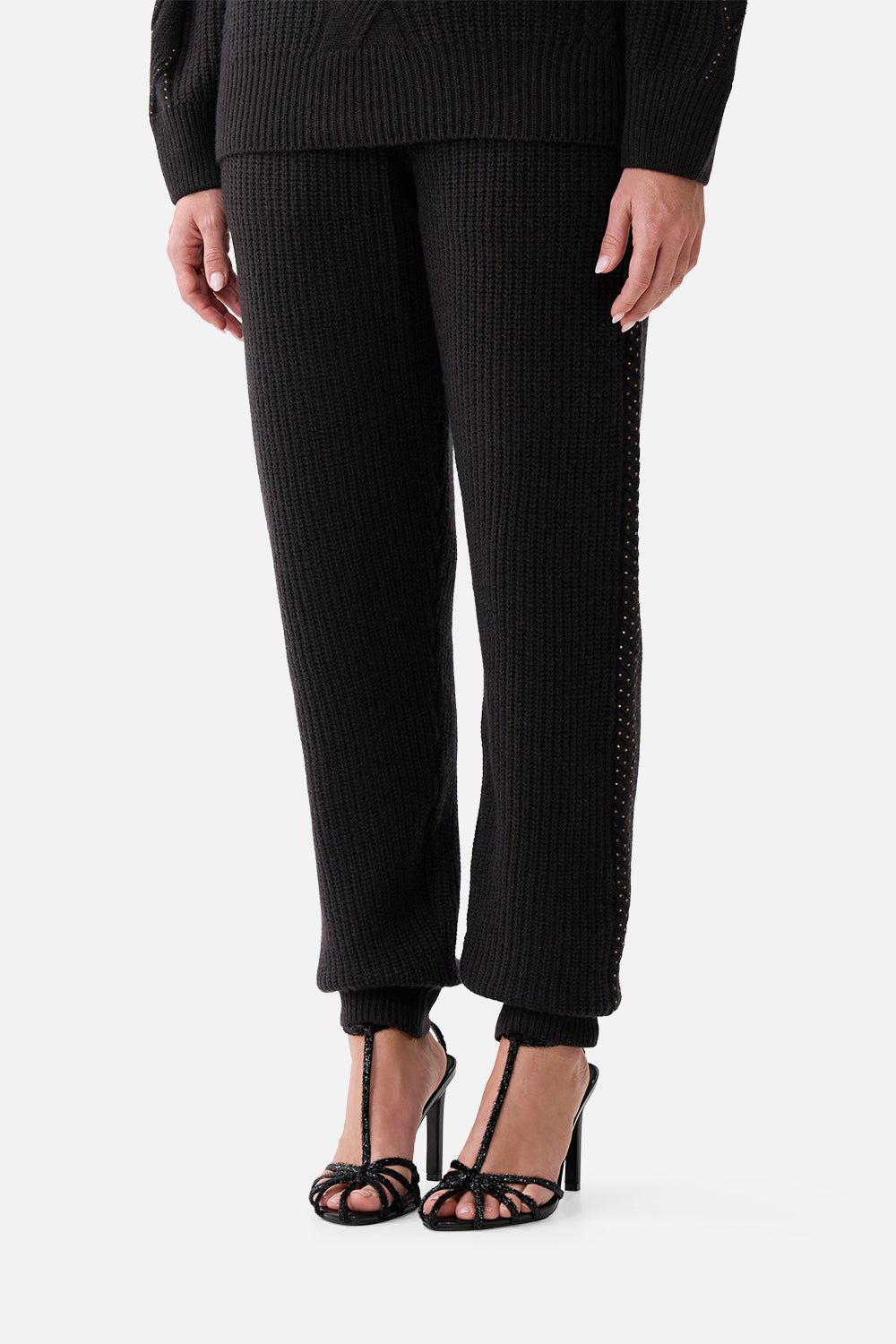 PANTALÓN DE PUNTO JOGGER NIGHT GARDEN