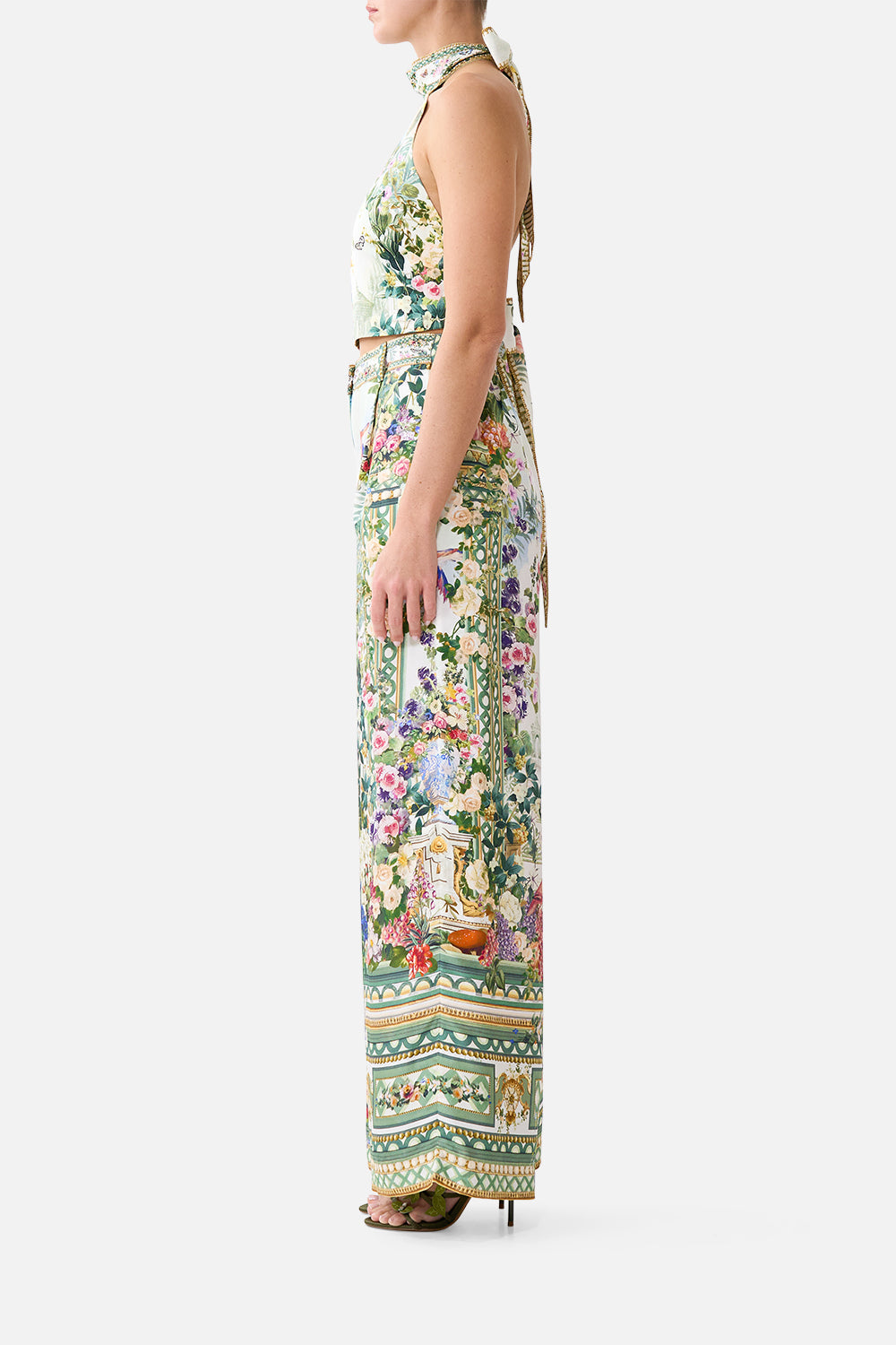 TOP DE ESCOTE HALTER REVERSIBLE CON CORDONES PARA LA EMPERATRIZ