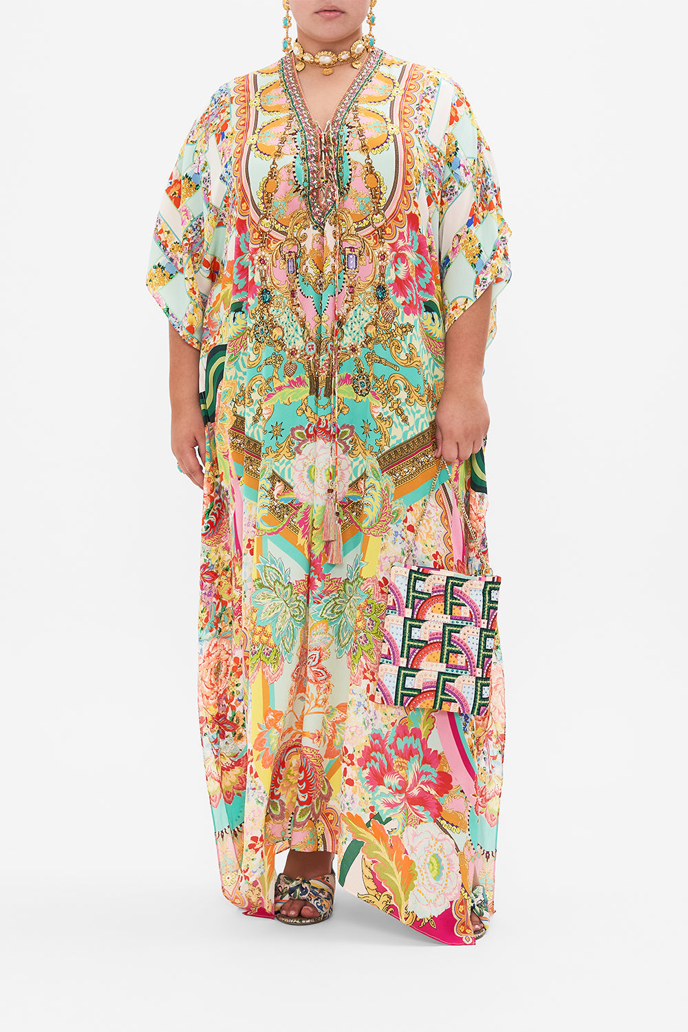 LACE UP KAFTAN AN ITALIAN WELCOME