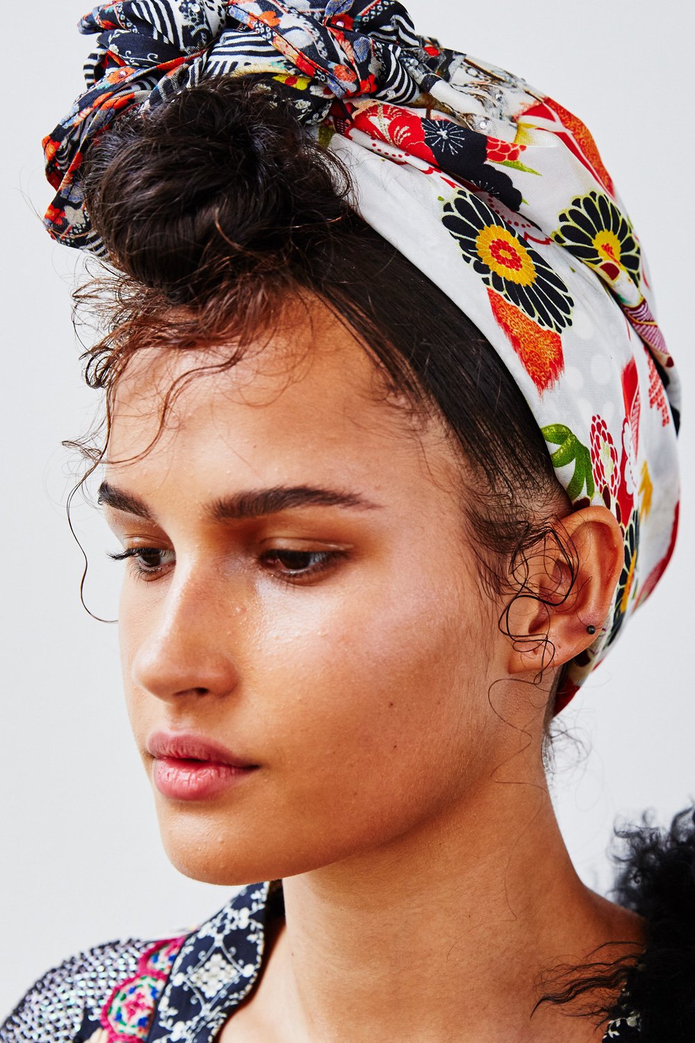 CAMILLA LARGE SQUARE SCARF VINTAGE VIXEN