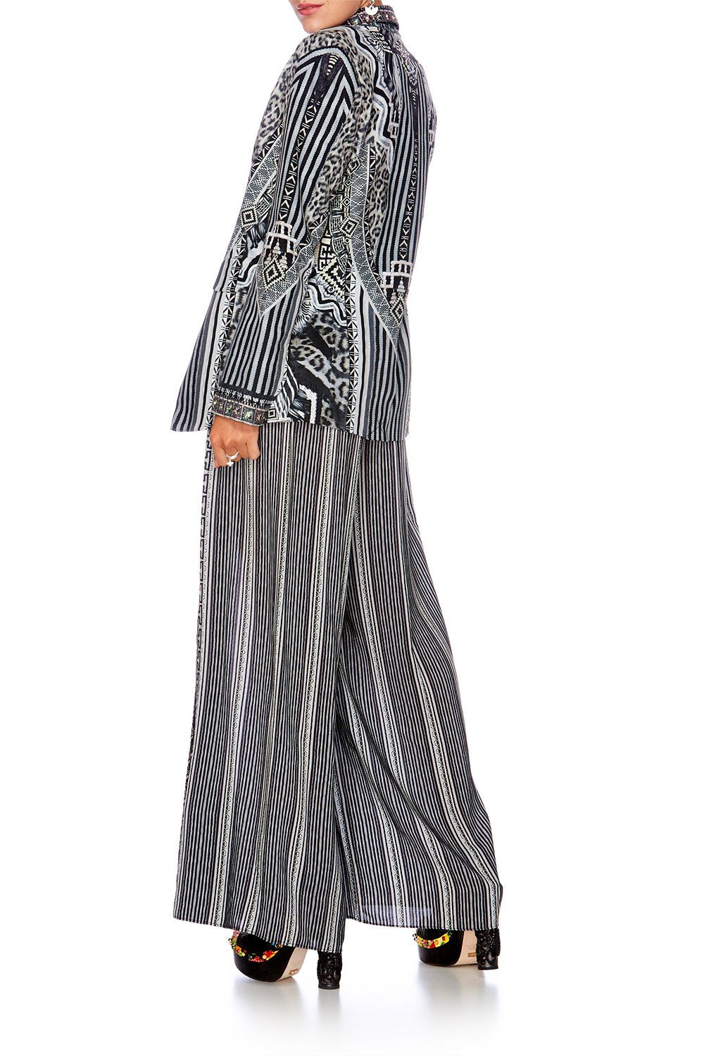 TRIBAL THEORY SINGLE BREASTED BLAZER