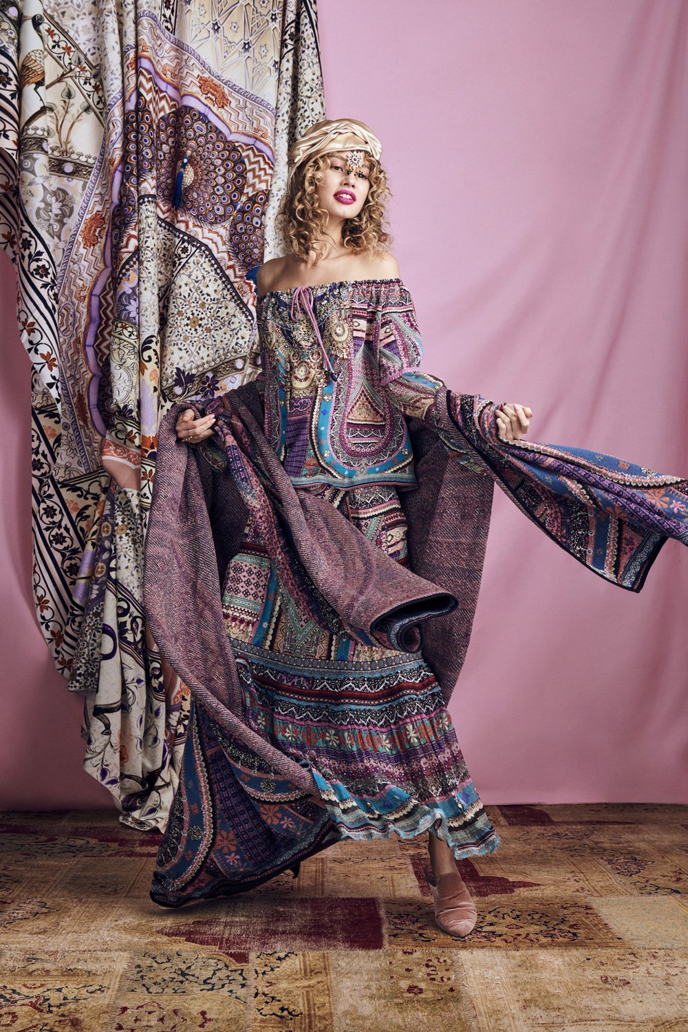 TIMES WE SHARE DROP SHOULDER BELLE SLEEVE TOP