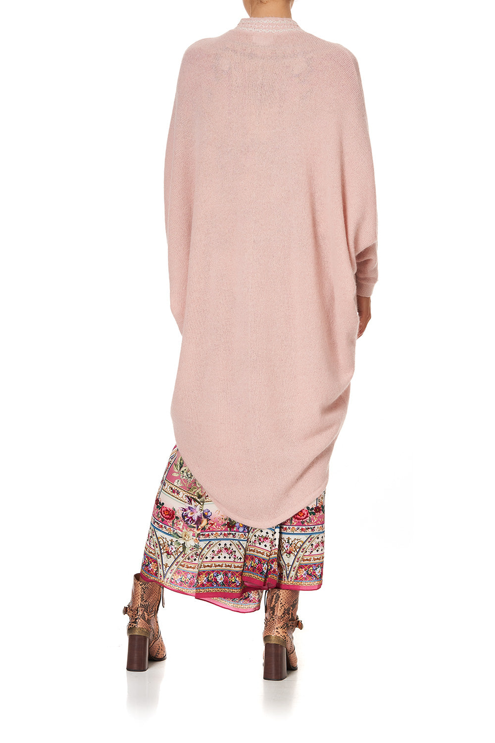SOFT KNIT PONCHO WITH EMBROIDERY PINK ISTENANYA