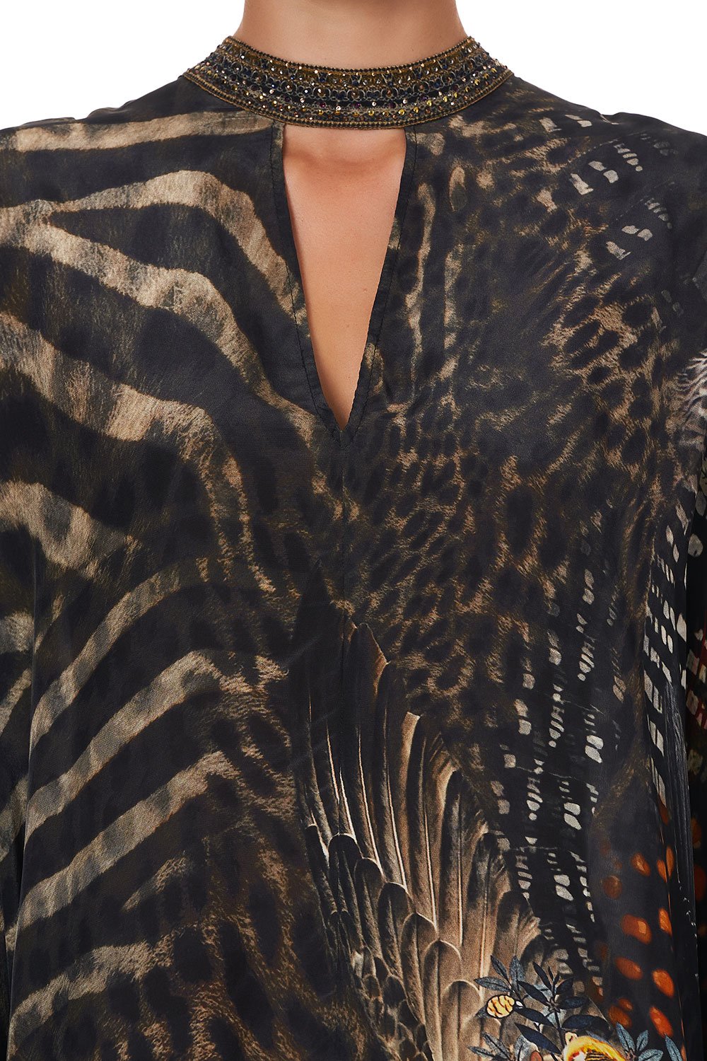 KAFTAN WITH HIGH COLLAR STAND TREASURE CHASER