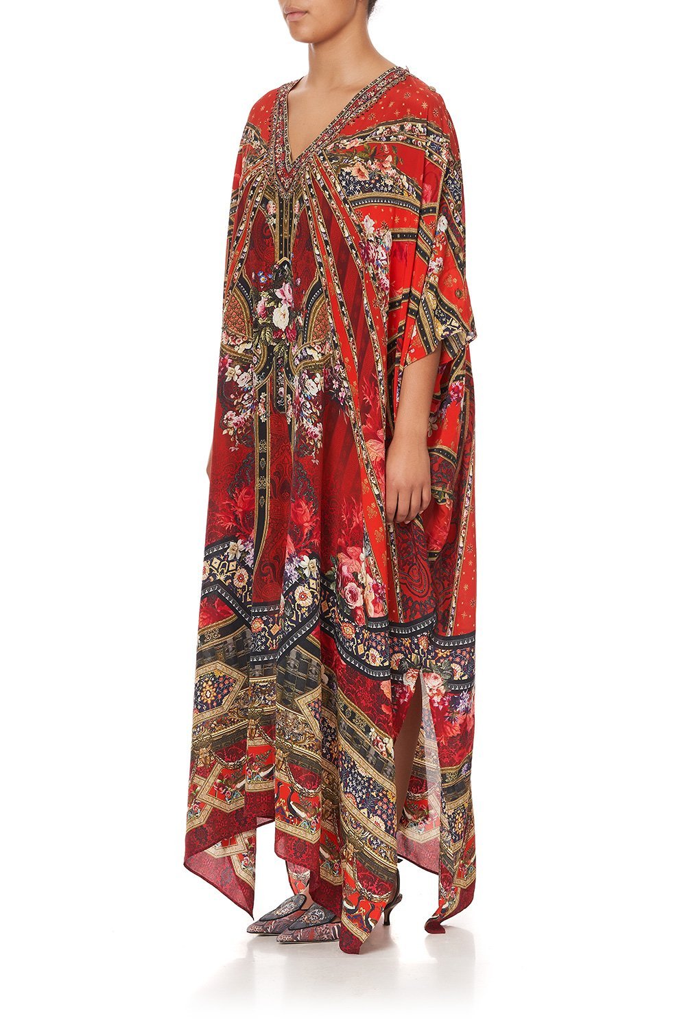 LONG KAFTAN WITH BUTTONS STORIES OF A STATION