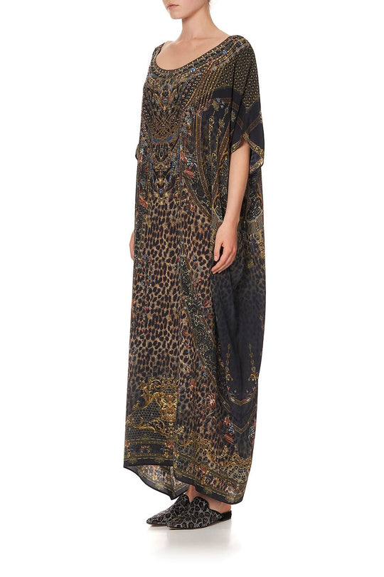 KAFTAN WITH V-NECKBAND AND BELT ABINGDON PALACE