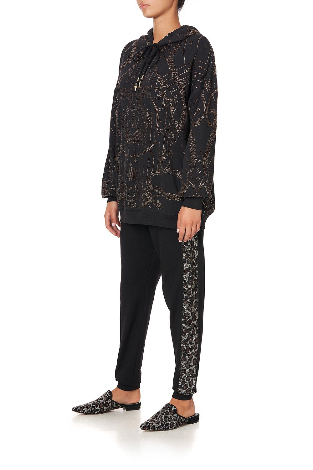 HOODY SWEATER WITH POCKETS ABINGDON PALACE