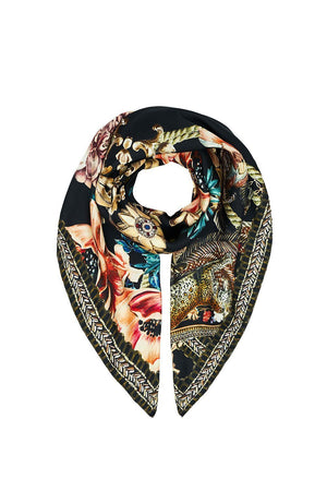 LARGE SQUARE SCARF BELLE OF THE BAROQUE