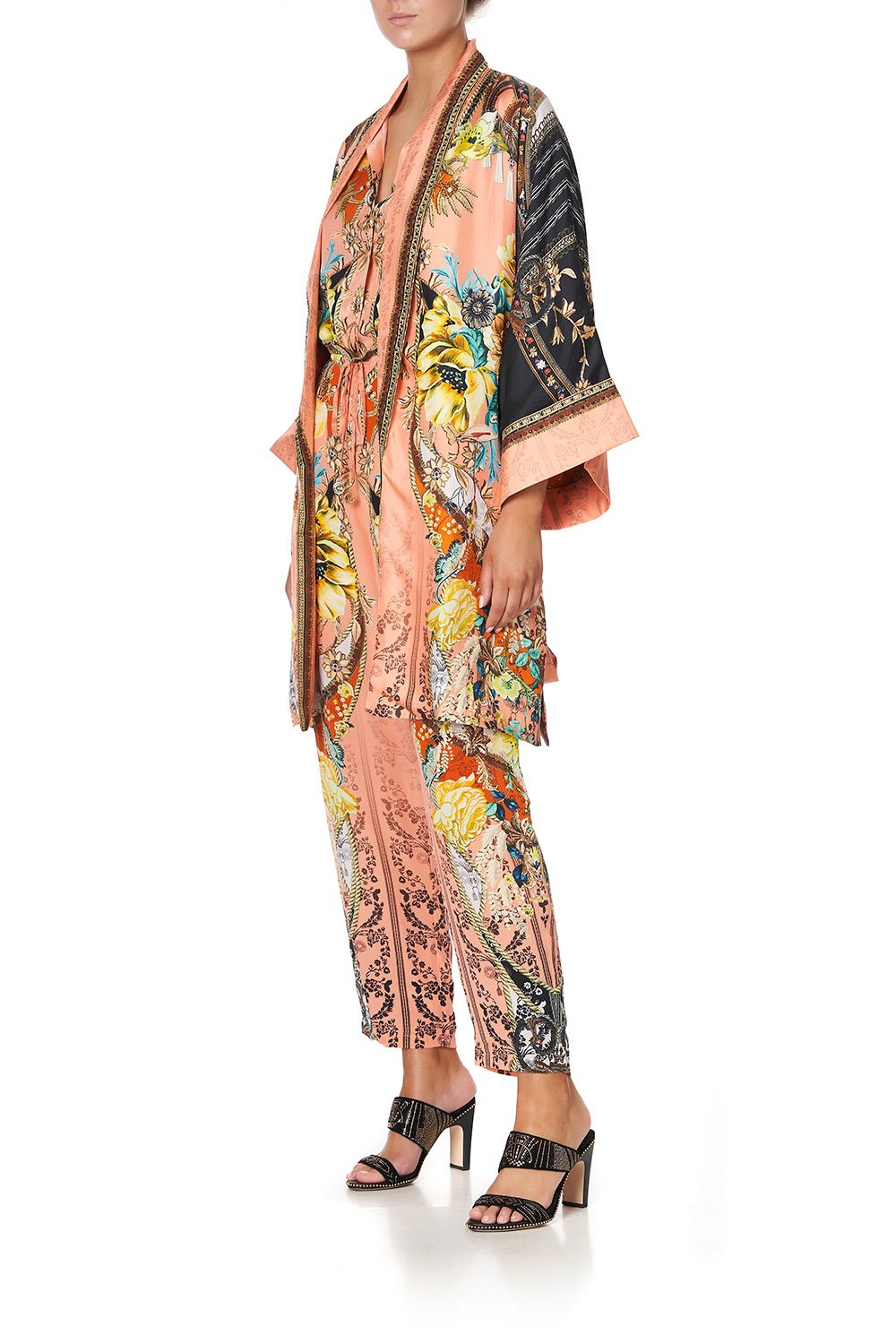 ROBE WITH NARROW COLLAR WATCH THE THRONE