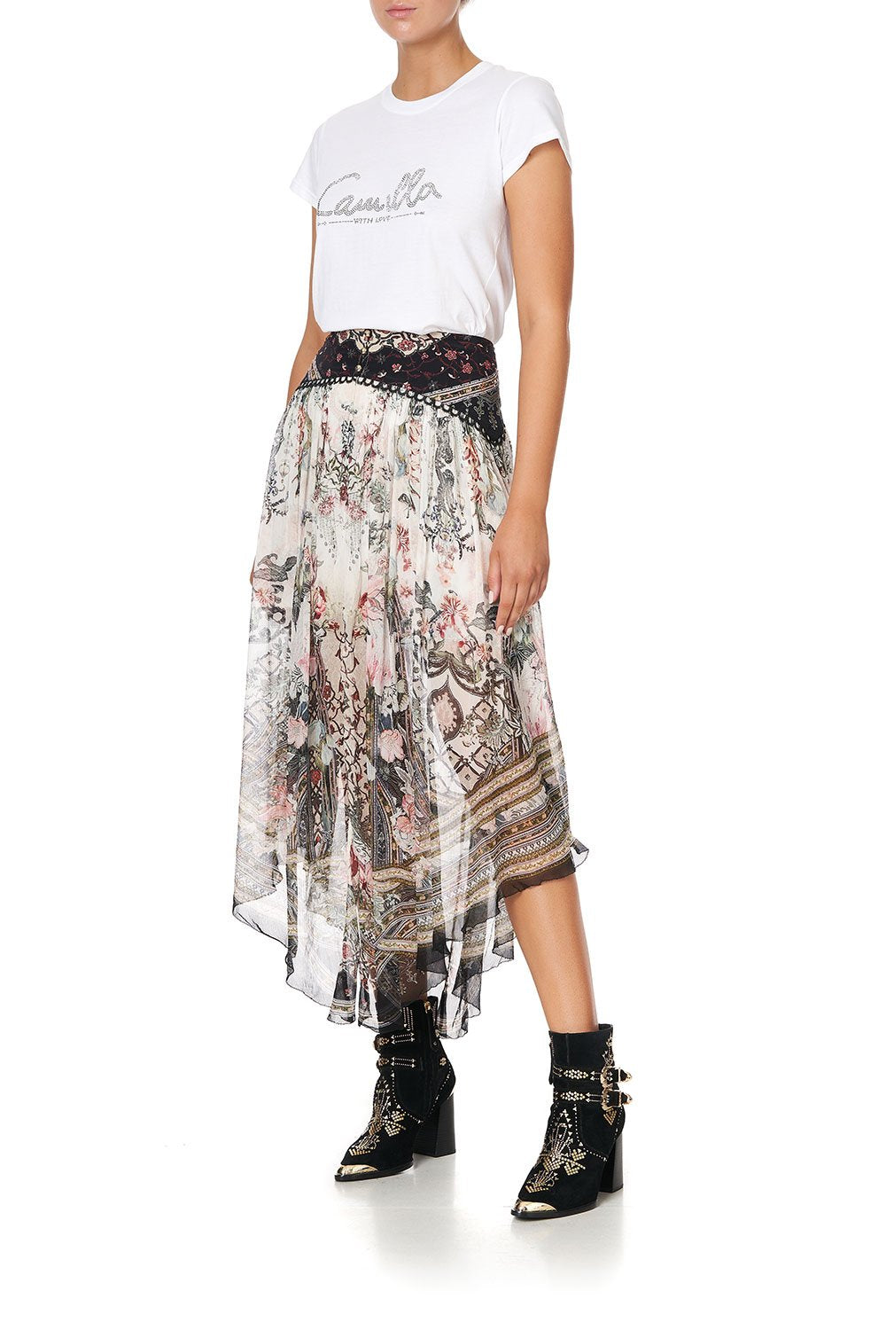 SHAPED WAIST SKIRT ROMANCE IS BORN