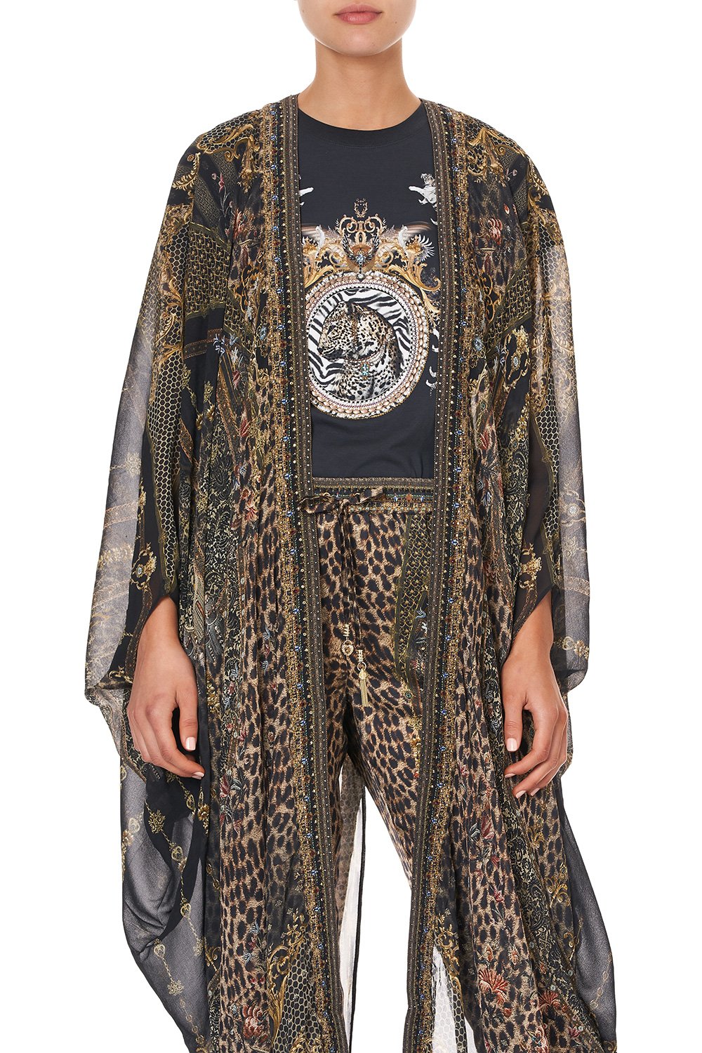 LAYER WITH CENTRE BACK PANEL ABINGDON PALACE