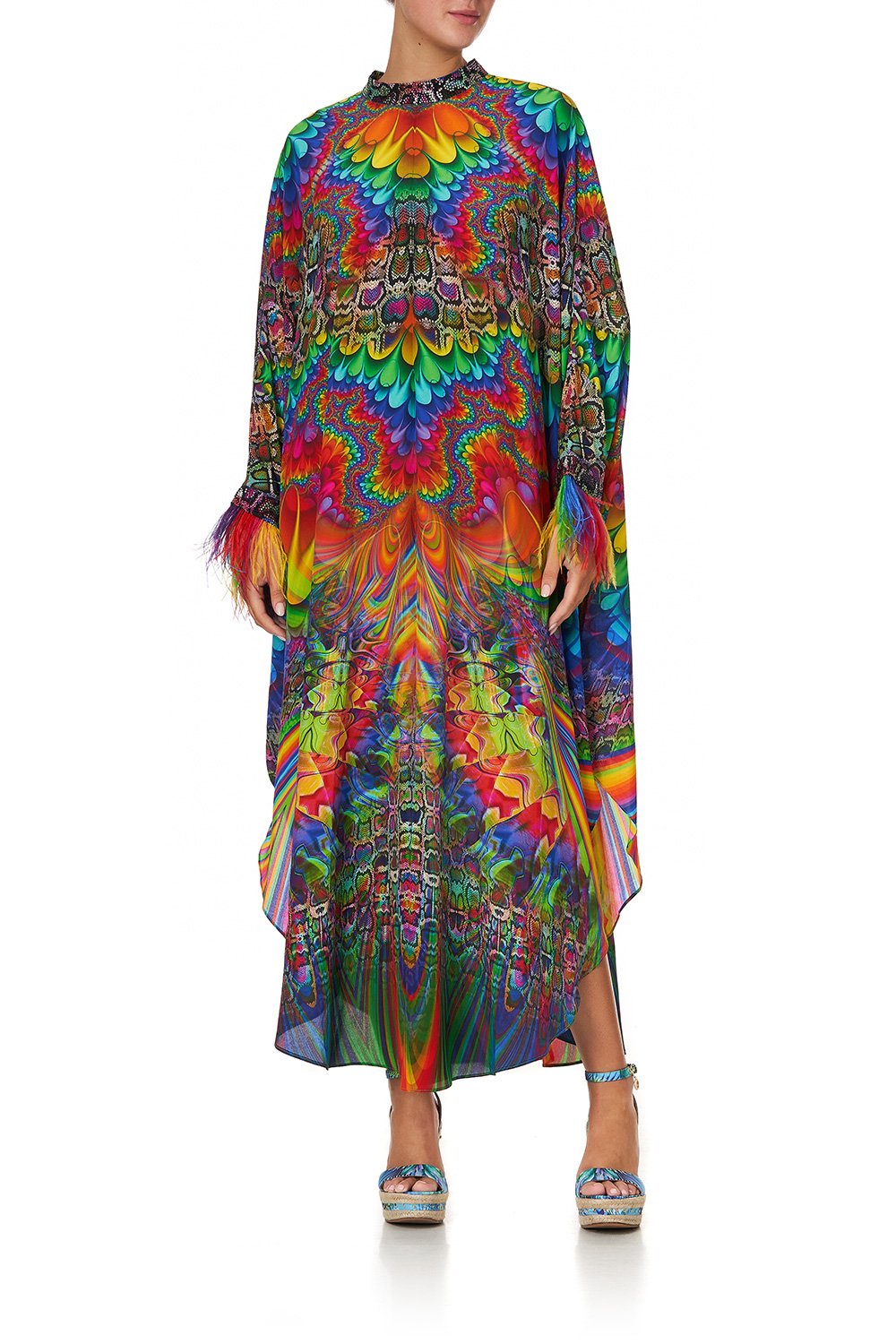 HIGH COLLAR KAFTAN WITH TIE COMING DOWN FROM COSMOS