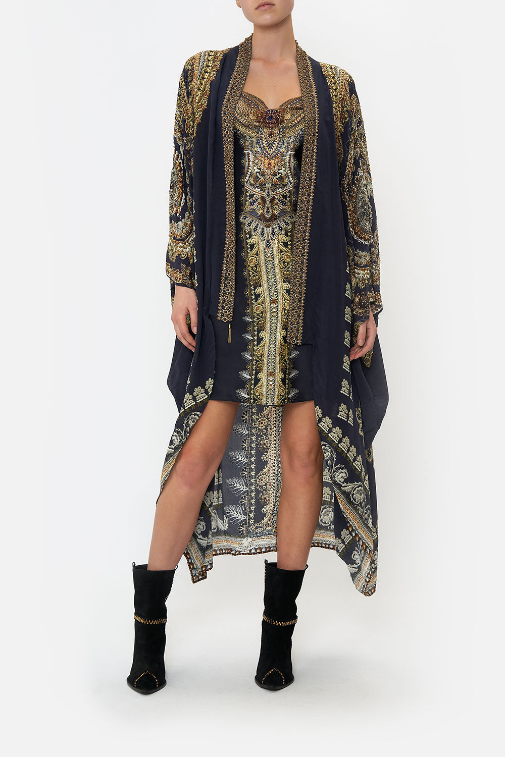 LUXE LAYER WITH KIMONO COLLAR ITS ALL OVER TORERO