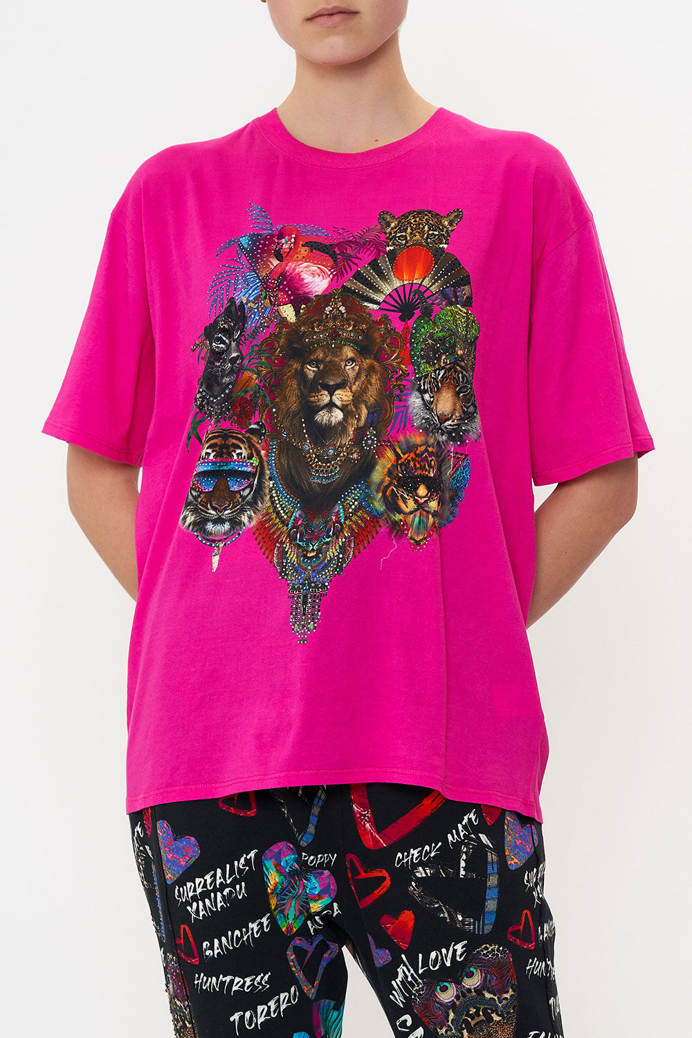 OVERSIZE BAND TEE WRITINGS ON THE WALL