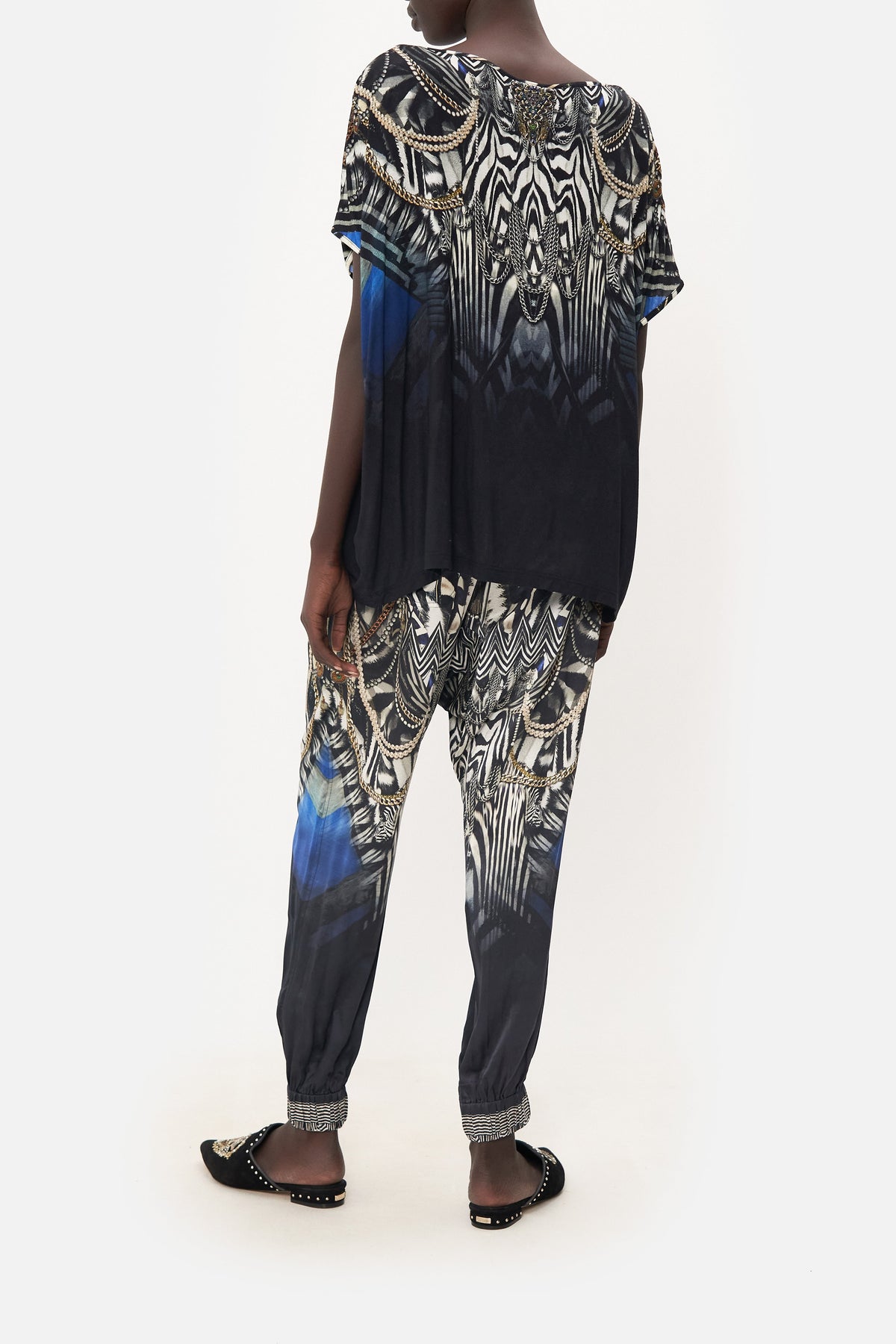 LOOSE FIT ROUND NECK TEE KNIGHT OF THE WILD