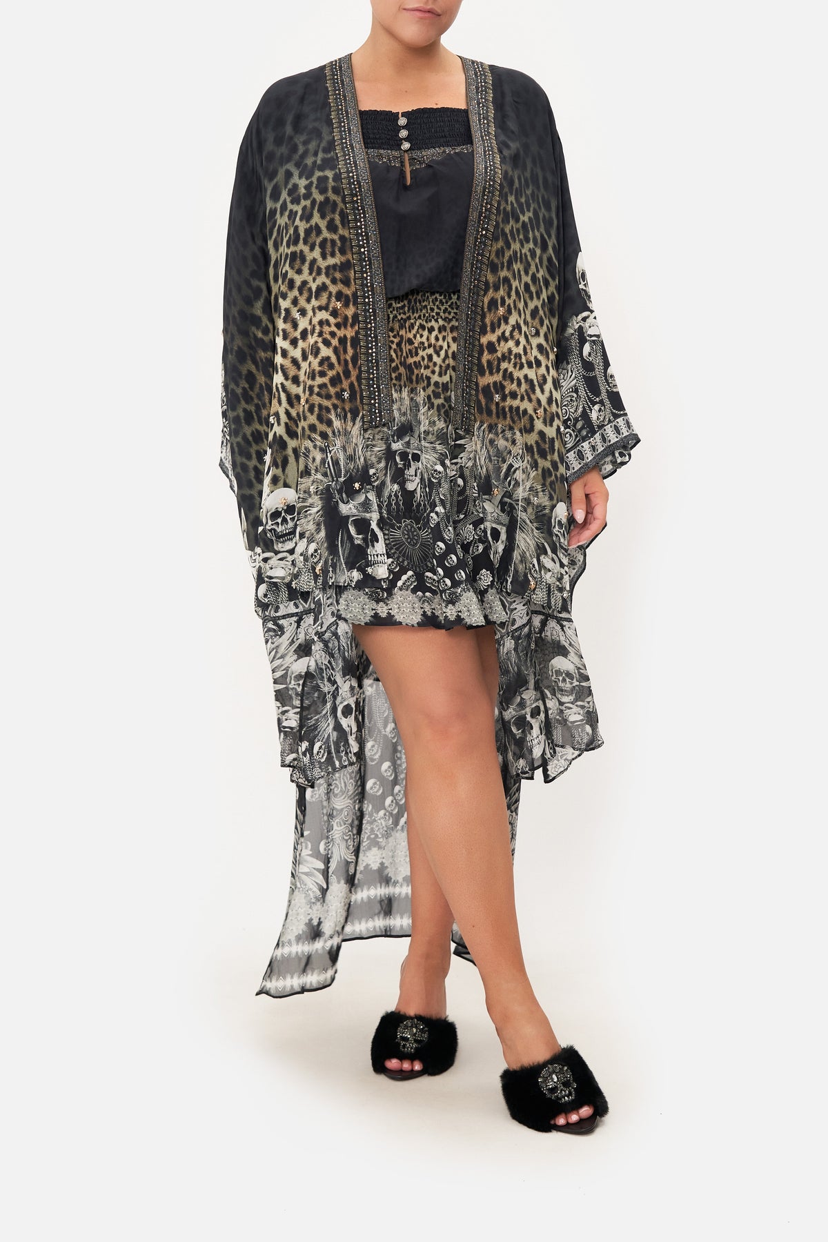 KIMONO WITH LONG UNDERLAYER ORDER OF DISORDER