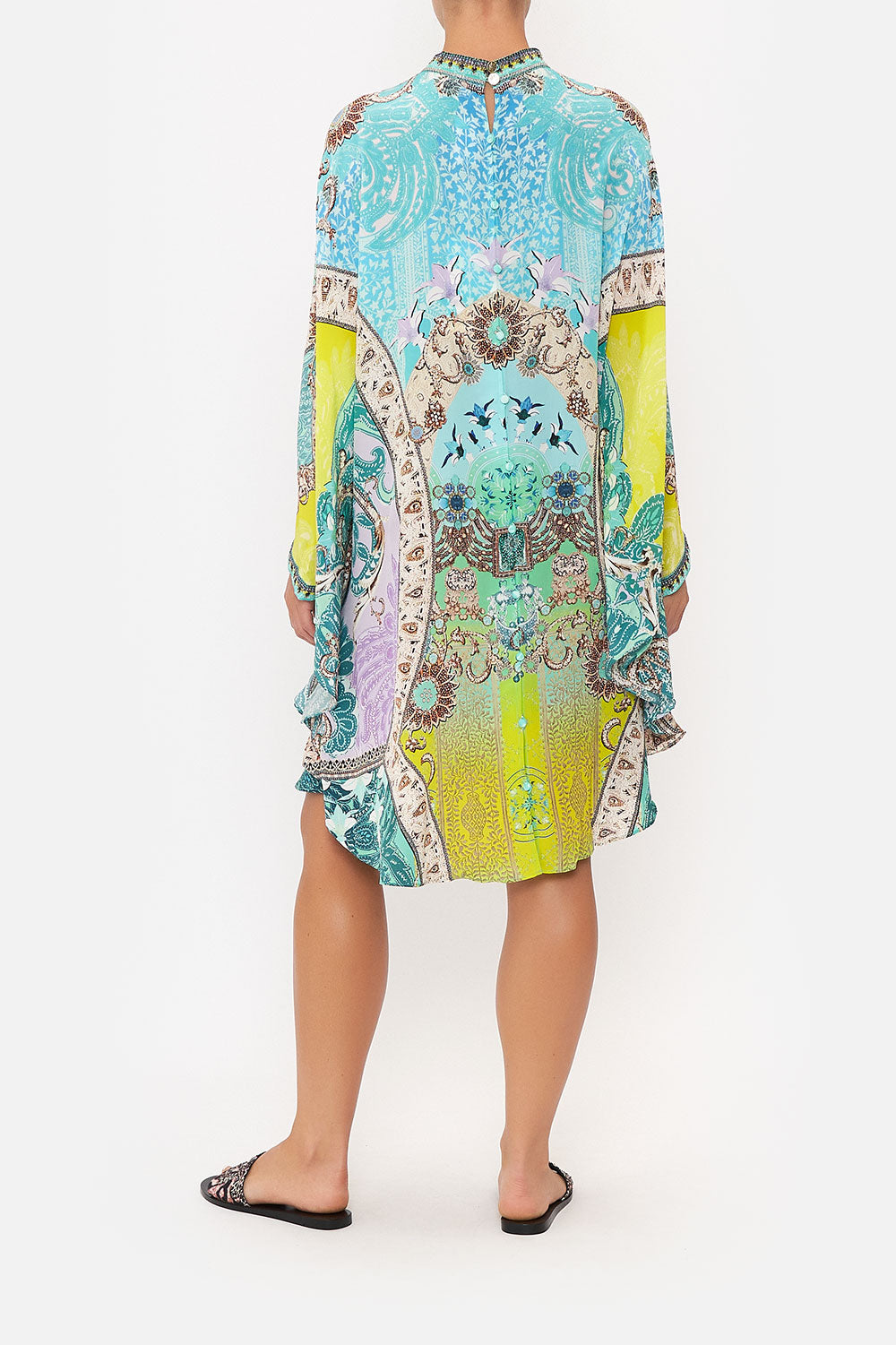 SHORT KAFTAN WITH HIGH NECK TURN BACK TIME