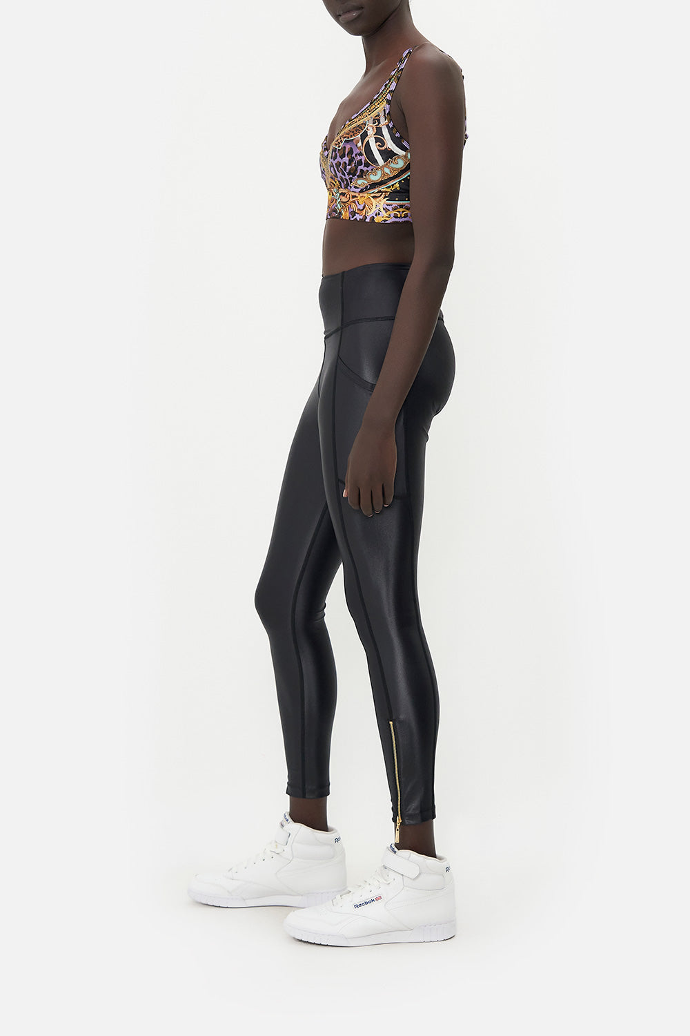 ACTIVE LEGGING WITH FRONT HEM ZIP SHES GOT GRACE