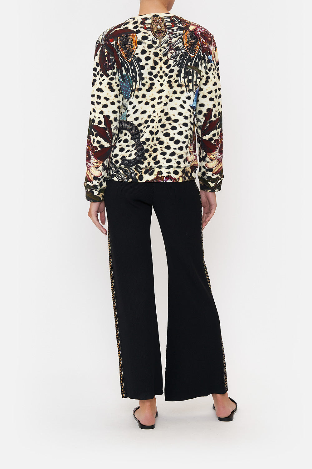 ROUND NECK SWEATER NATURAL INSTINCT