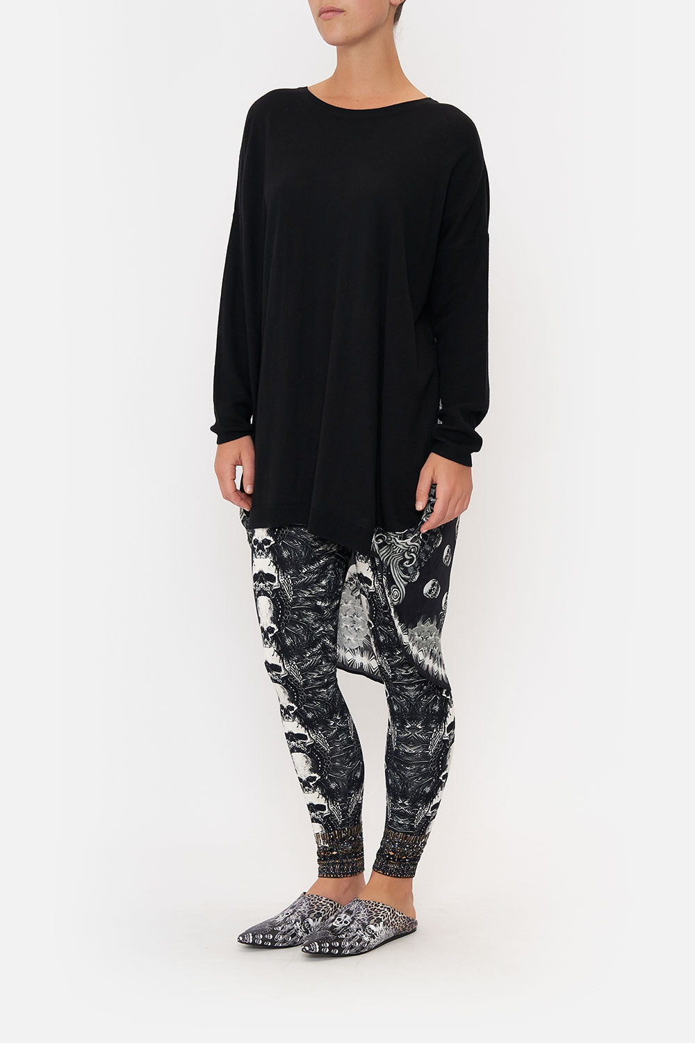 LONG SLEEVE JUMPER WITH PRINT BACK ORDER OF DISORDER