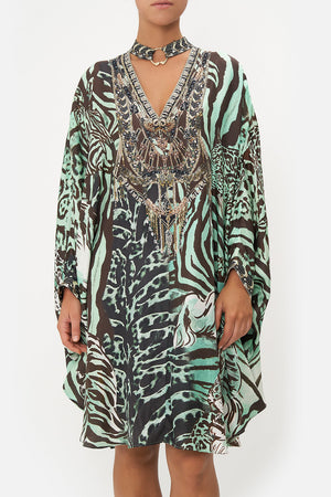 SHORT HIGH NECK KAFTAN WITH O RING LEOPARD LORE