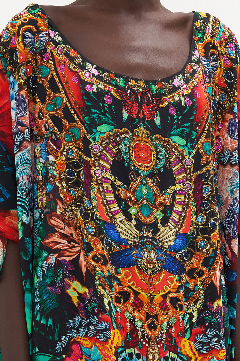 ROUND NECK KAFTAN IN A FLUTTER