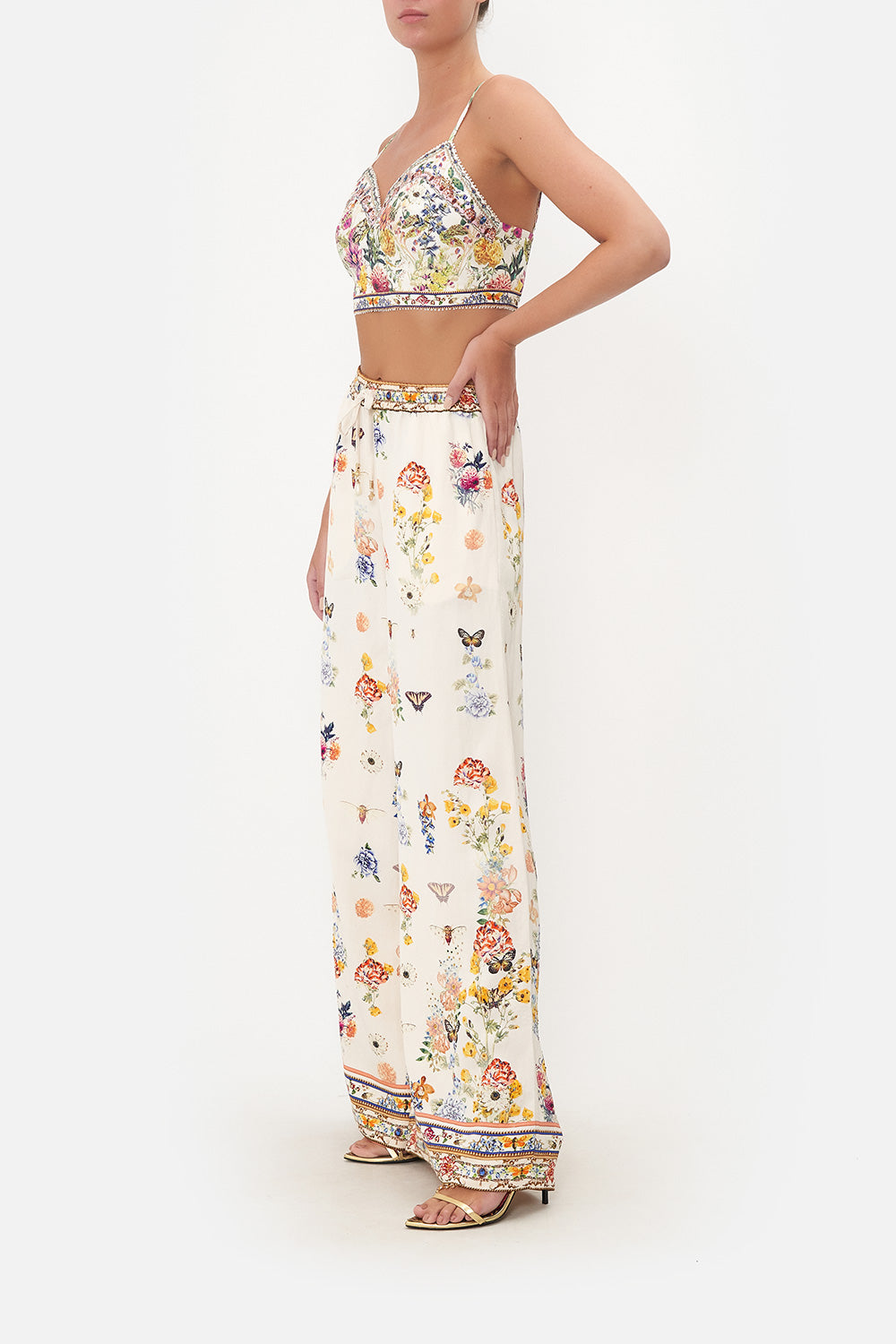 QUILTED BRALETTE QUEENS BEE HIVE