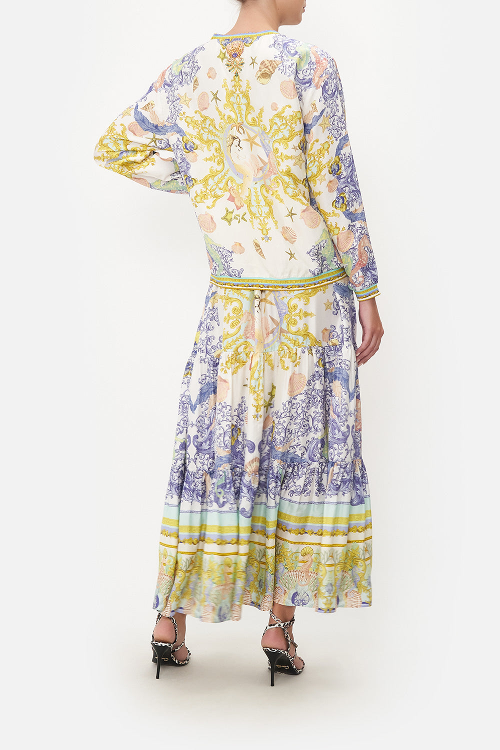 SWEATER STYLE TOP STAR OF THE SEA