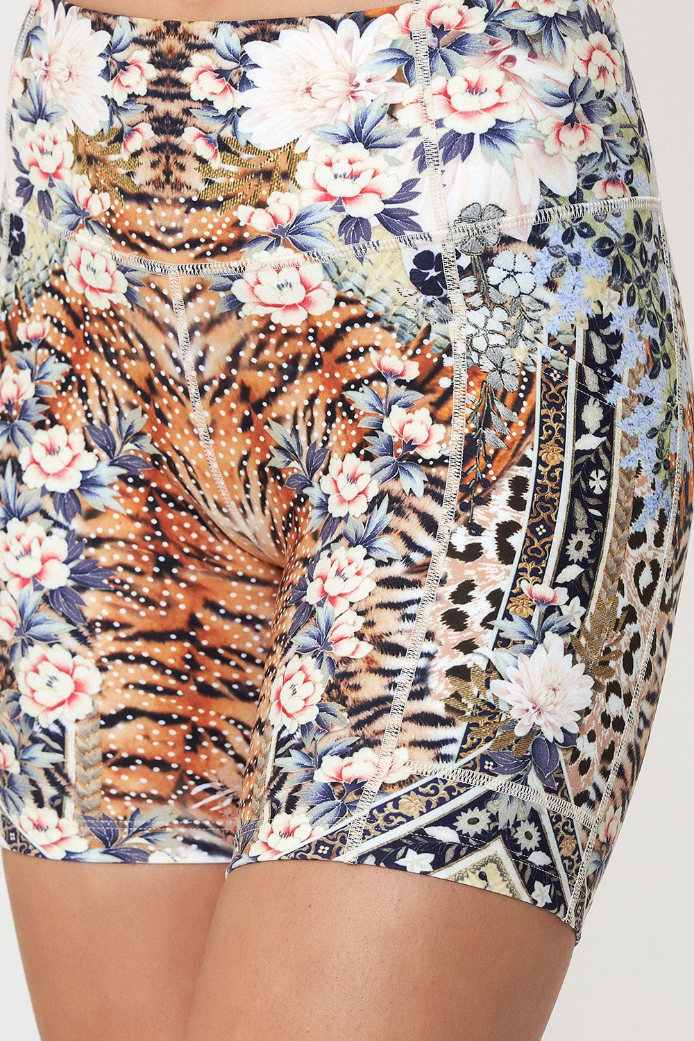 RUNNING SHORT WITH POCKET MOTO MAIKO